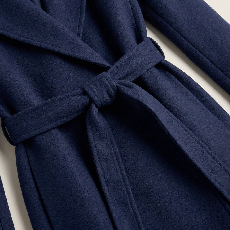 Cappotto Sciancrato con Rever e Cintura Annodata da Donna