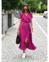 Julia | Elegant V-Neck Figure-Flattering Dress