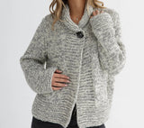 Modello a Maglia per Cardigan Chunky con Bottoni