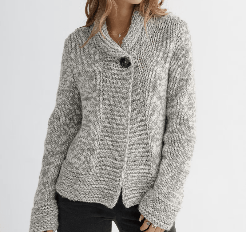 Modello a Maglia per Cardigan Chunky con Bottoni
