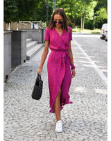 Julia | Elegant V-Neck Figure-Flattering Dress